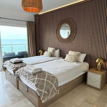 Amazing Frontline Sea Views Studio Apartment Castillo Del Vigia Торемолинос Екстериор снимка