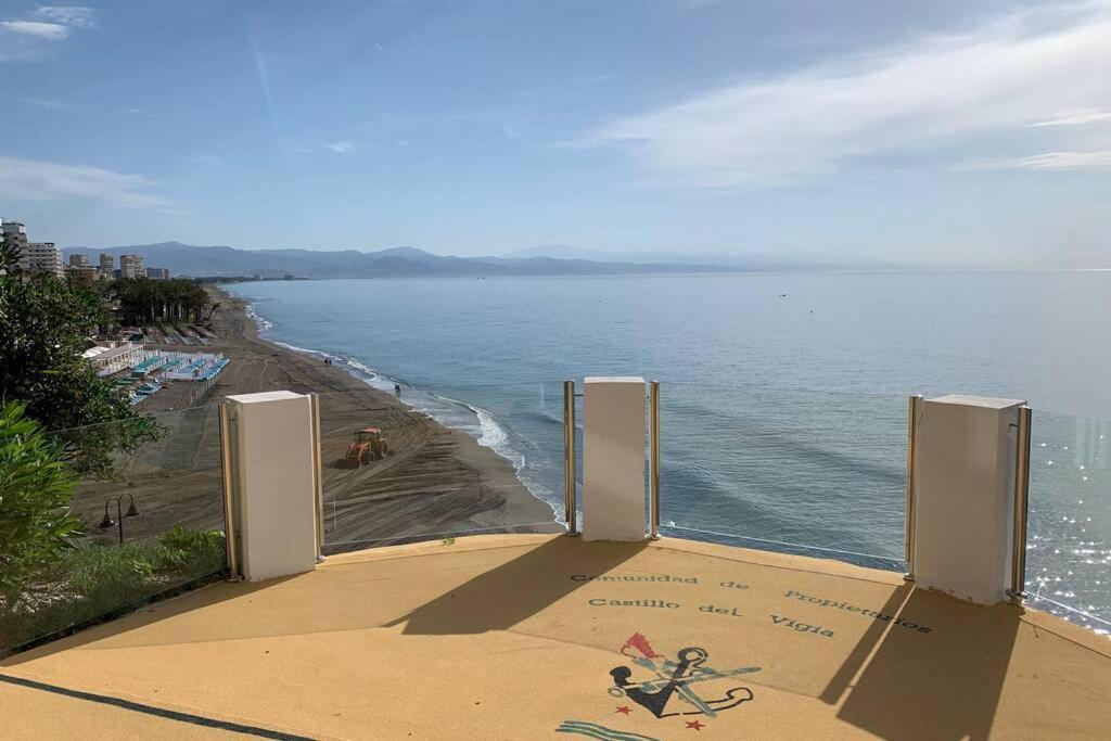 Amazing Frontline Sea Views Studio Apartment Castillo Del Vigia Торемолинос Екстериор снимка
