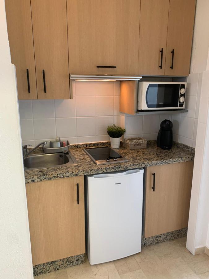 Amazing Frontline Sea Views Studio Apartment Castillo Del Vigia Торемолинос Екстериор снимка